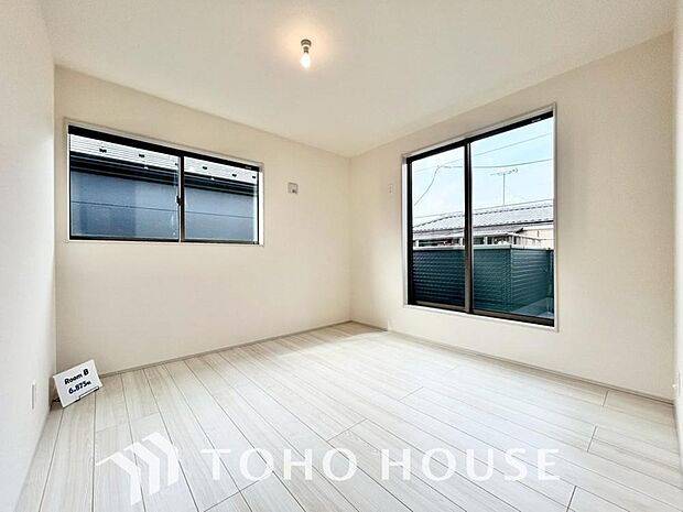 暖色系の照明は、心理的にも落ち着きを得られやすいそうです。