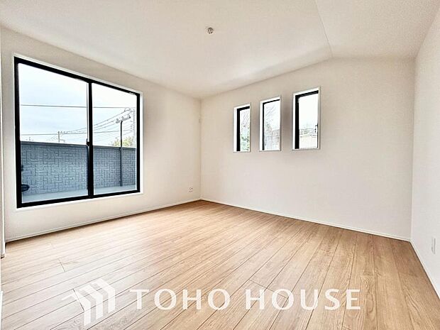 物件の陽当りや通風、周辺環境や街並みなど、資料には掲載していない情報をぜひ現地でご確認ください。