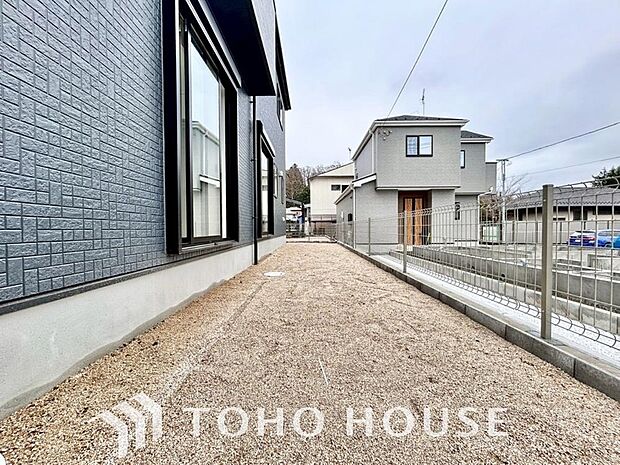 ここに住まう方々へ余すこと無く太陽の恵みを届けられるように計画・設計されております。