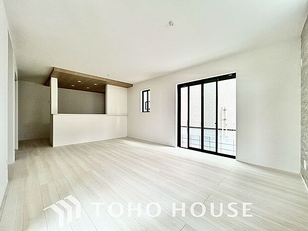 家は、ただ生活する場ではなく、笑顔の毎日、安らぎの日々のために、暮らしを愉しく、快適にする場所。