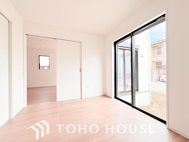 暖色系の照明は、心理的にも落ち着きを得られやすいそうです。