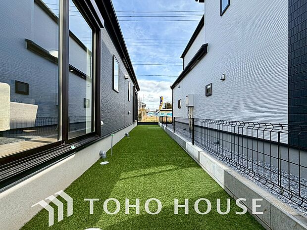 日当たりも良く、家庭菜園や植栽を育てるのに適したお庭はこれからの生活に緑という癒しを与えてくれます。