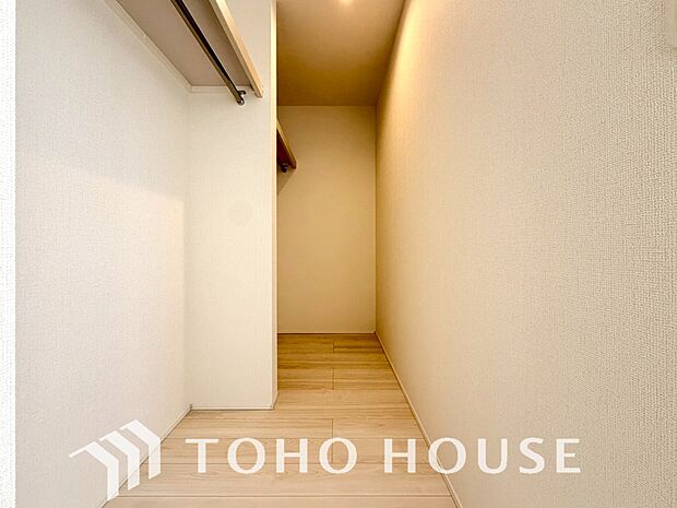 たっぷりと荷物が入るよう、ウォークインクローゼットを完備いたしました。