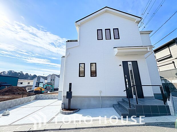 物件の陽当りや通風、周辺環境や街並みなど、資料には掲載していない情報をぜひ現地でご確認ください。