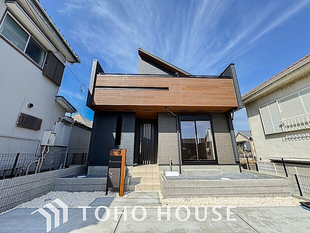 忙しく過ぎゆく日常を置き去るほど、ゆったりした時間が流れる住環境です。