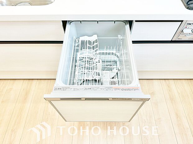 通常の手洗いでは使用出来ないほど高温のお湯や高圧水流を使うことにより汚れを効果的に落とすことができる。