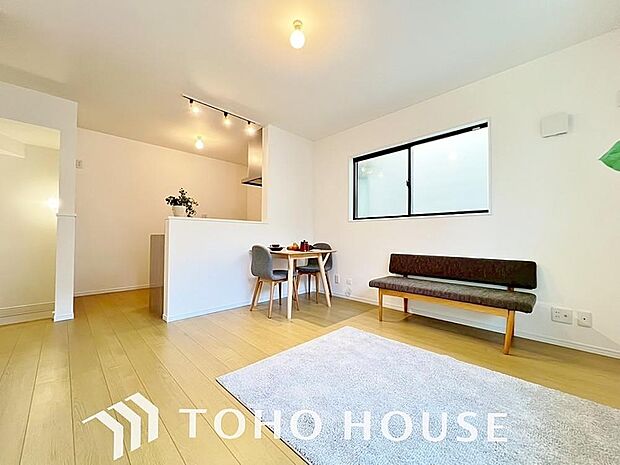 物件の陽当りや通風、周辺環境や街並みなど、資料には掲載していない情報をぜひ現地でご確認ください。