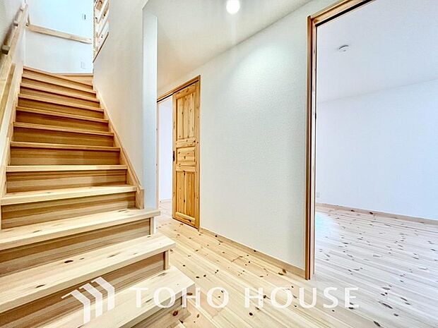 快適に過ごす条件は、一人ひとり違います。だからこそ飾リ過ぎない内装と偏り過ぎないデザインで統一。