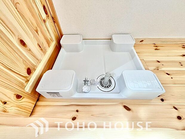 洗濯機も年々進化して排水に関しても安全で便利になりつつありますが、万一の際に安心な洗濯防水パン。