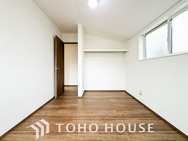 暖色系の照明は、心理的にも落ち着きを得られやすいそうです。