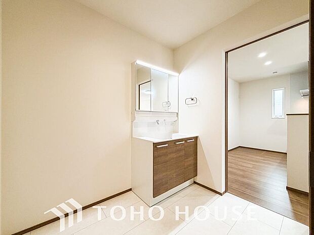 平日の朝であっても、落ち着きとくつろぎを感じられる。時間に余裕とゆとりを持たせます。