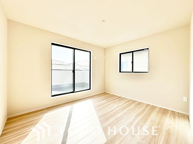 心と体をゆったりと安らげる主寝室。寝室のゆとりが大きい分だけ、暮らしの安らぎは深まります。