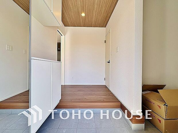 清潔感が溢れ、訪れる者すべてを「安らぎ」と「充実」で包み込みます。