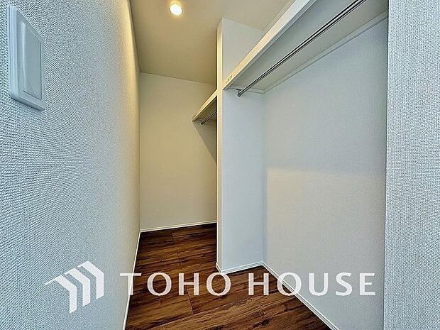 お子様のおもちゃやゴルフバック等、大きなお荷物をお持ちの方やお荷物が多い方でも安心のスペースです。