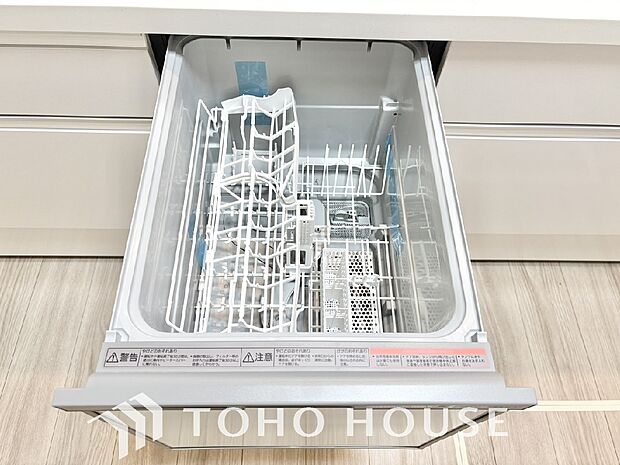 食洗機は家事の時間を短くできることがメリット。ビルトインタイプはキッチンをすっきりとみせてくれます。