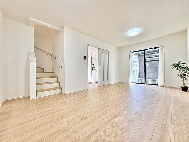 空気感という居心地の良いBGMは、暮らしのステージを彩り、心からのやすらぎと満足感を与えてくれます。