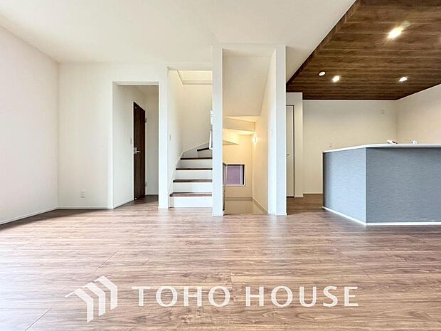 空気感という居心地の良いＢＧＭは、暮らしのステージを彩り、心からのやすらぎと満足感を与えてくれます。