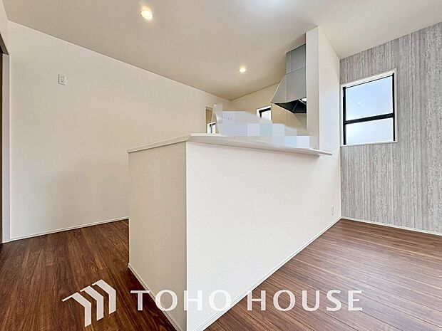 広々としたキッチンスペースで快適に作業ができると、毎日のお料理もより一層楽しく取り組めそうですね。