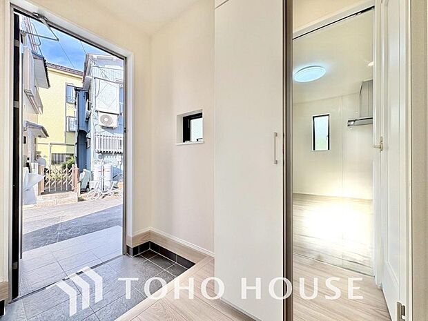 この場所には「希望」と「優越」で包み込んでくれる「特別」な空間があります。