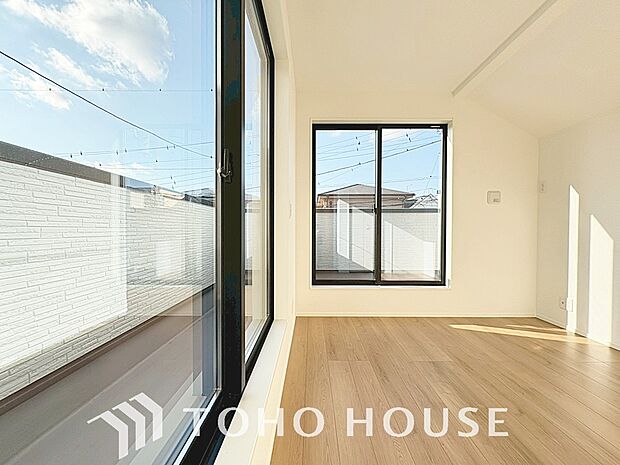 物件の陽当りや通風、周辺環境や街並みなど、資料には掲載していない情報をぜひ現地でご確認ください。