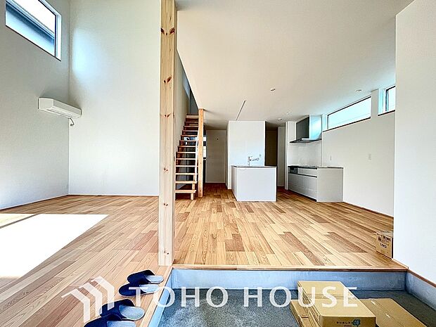 清潔感が溢れ、訪れる者すべてを「安らぎ」と「充実」で包み込みます。