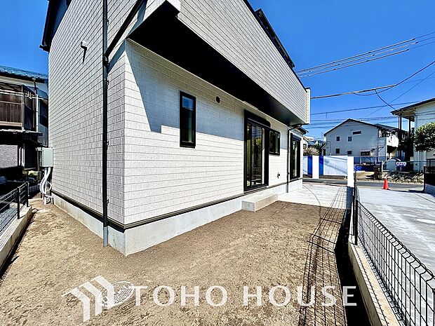 ここに住まう方々へ余すこと無く太陽の恵みを届けられるように計画・設計されております。