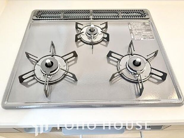 毎日料理をする、料理が好き、家族が多くて量を作る必要がある、等の方々にとっては必須の3口コンロ。