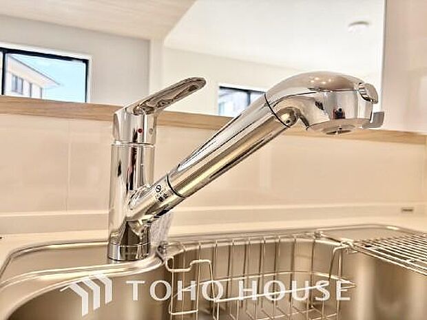 クリアな水が毎日使え、見た目にもスマートな浄水器一体型。お米を炊いたりする際には浄水機能をつかうこともできて、人気の商品です。