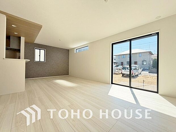 家は、ただ生活する場ではなく、笑顔の毎日、安らぎの日々のために、暮らしを愉しく、快適にする場所。