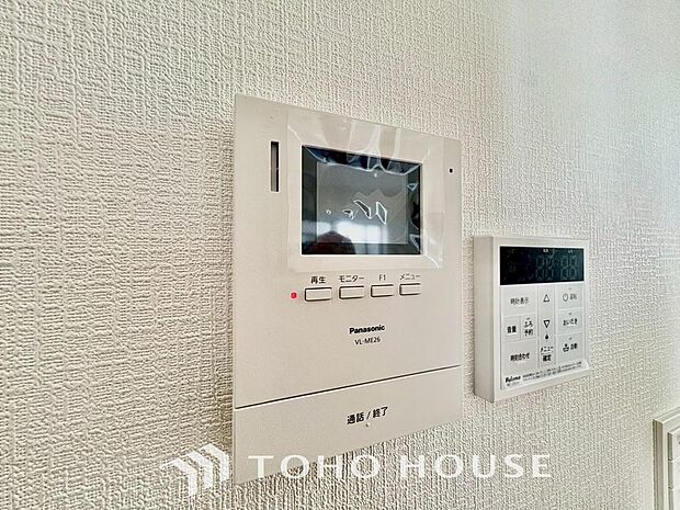 「見える安心」を実現するために、誰が訪れてもすぐにわかるようモニター付きインターホンを設置しました。