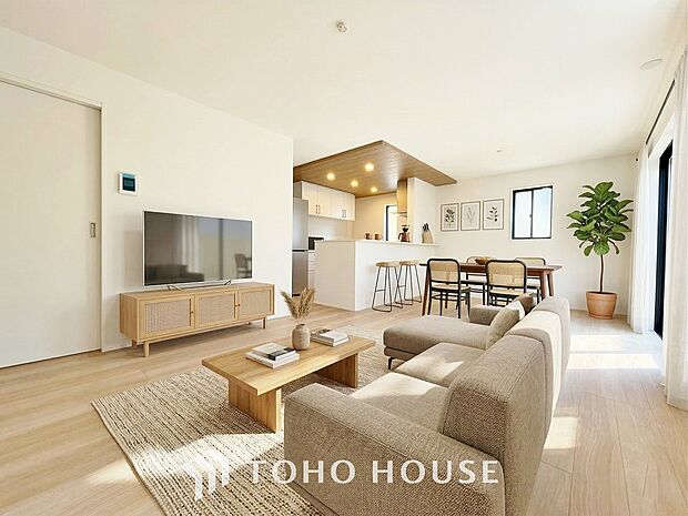 毎日の暮らしに癒しをもたらす居心地の良いリビングです。(家具・家電はCGです)