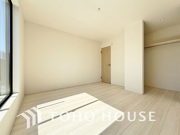 お子様の心と身体を見守る子供部屋として、小さな自立心を育むお部屋作りを見越してご覧下さい。