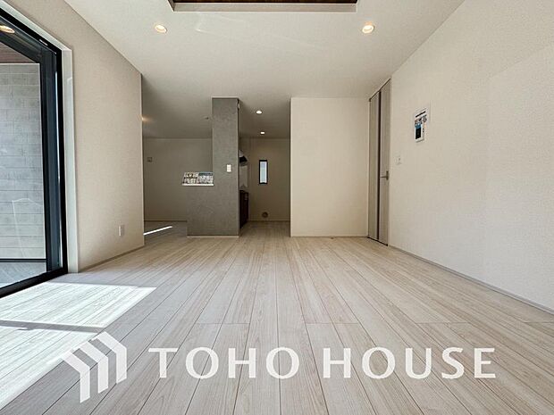 家は、ただ生活する場ではなく、笑顔の毎日、安らぎの日々のために、暮らしを愉しく、快適にする場所。