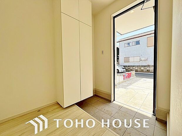 この場所には「希望」と「優越」で包み込んでくれる「特別」な空間があります。