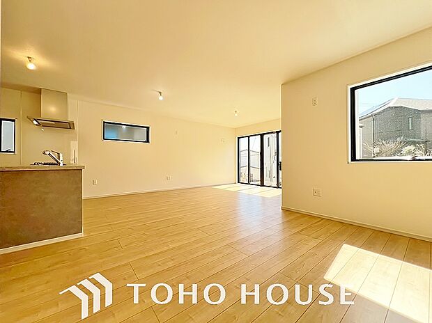 作り手の「気持ちの良いリビングでお過ごししていただきたい」という思いを感じさせます。