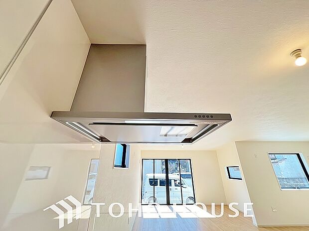 そのスタイリッシュな見た目からインテリアの一部としてもデザイン性が重視されてます。掃除のし易さも◎。