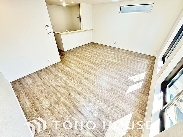 家は、ただ生活する場ではなく、笑顔の毎日、安らぎの日々のために、暮らしを愉しく、快適にする場所。