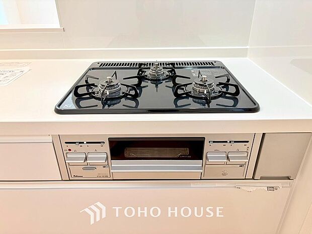 毎日料理をする、料理が好き、家族が多くて量を作る必要がある、等の方々にとっては必須の3口コンロ。