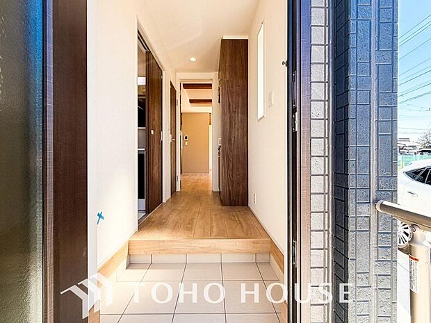 清潔感が溢れ、訪れる者すべてを「安らぎ」と「充実」で包み込みます。