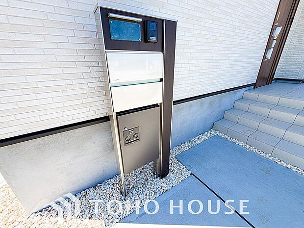 宅配物の受け取りが困難な共働き世帯や、ネットショッピング等をよく利用する方には便利な宅配ボックス。