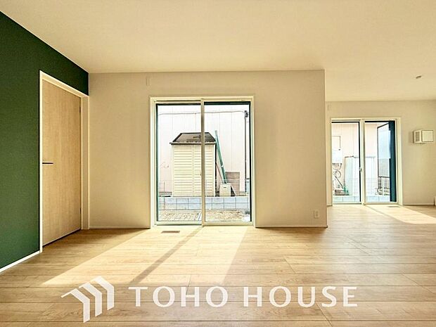 造りこんだ空間演出の妙が生み出す光と質のハーモニーはこの住宅のクオリティの良さを実感させてくれます。