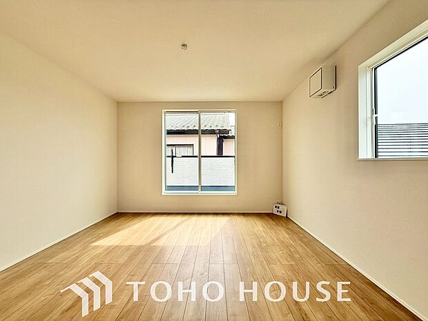 心と体をゆったりと安らげる主寝室。寝室のゆとりが大きい分だけ、暮らしの安らぎは深まります。