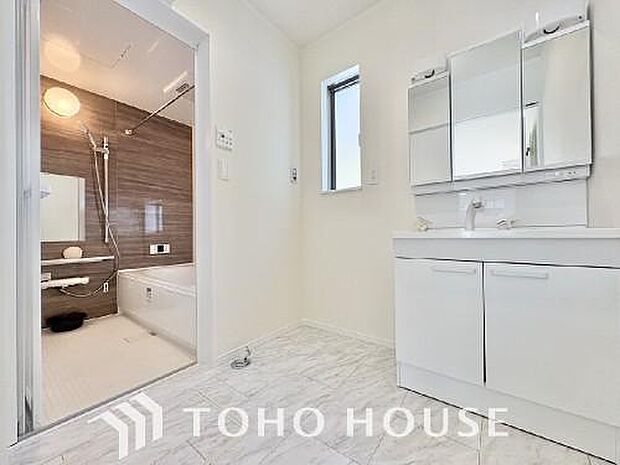 平日の朝であっても、落ち着きとくつろぎを感じられる。時間に余裕とゆとりを持たせます。