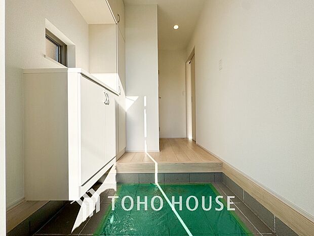 清潔感が溢れ、訪れる者すべてを「安らぎ」と「充実」で包み込みます。