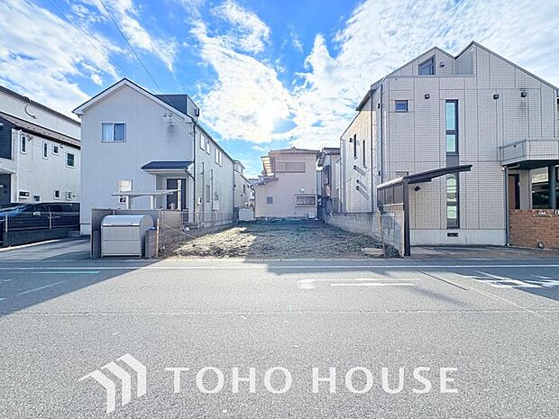 陽光に愛され、家族に包まれた本邸宅は、どんなに月日が経ってもオンリーワンに輝き続けます。