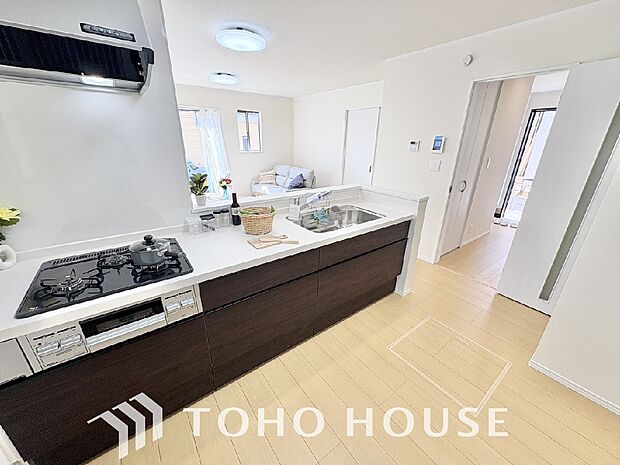 広々としたキッチンスペースで作業ができると、毎日のお料理も楽しくできそうですね。