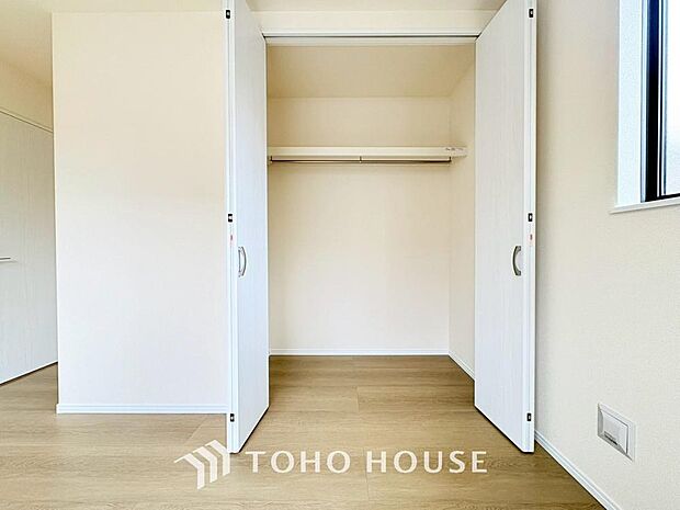物件の陽当りや通風、周辺環境や街並みなど、資料には掲載していない情報をぜひ現地でご確認ください。