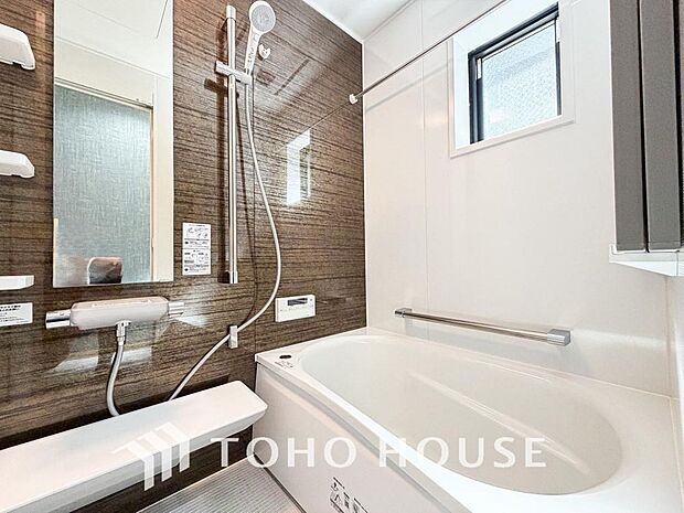 快適且つ清潔な空間を演出した浴室は一日の疲れを和らげ、心も体もオフになる時間を楽しむことが可能です。