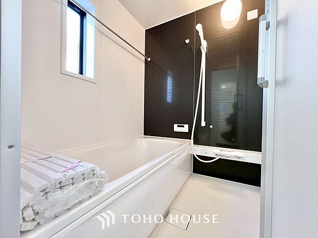 疲れを癒す、快適で清潔な空間で心も体もオフになるリラックスタイムをお楽しみください。