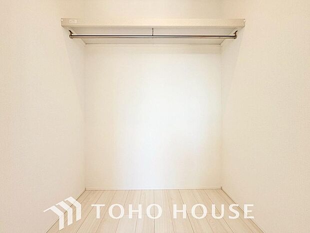 たっぷりと荷物が入るよう、ウォークインクローゼットを完備いたしました。